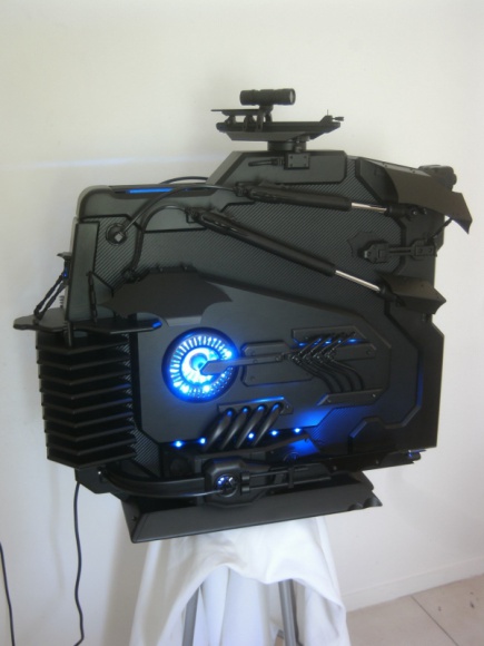 Komputer inspirowany sagą o Batmanie