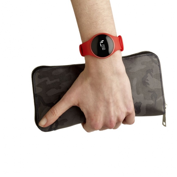 Dopasuj smartwatcha do swojego stylu IT i technologie, LIFESTYLE - Coraz częściej spotykanym dodatkiem są smartwatche, które coraz bardziej zaskakują różnorodnością form i funkcjonalności.