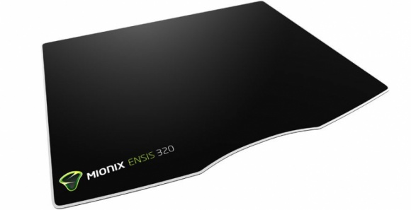 Mionix Ensis 320 – złoty środek łączący szybkość i precyzję IT i technologie, LIFESTYLE - Aluminiowa podkładka szwedzkiej firmy charakteryzuje się niskim, 2-milimetrowym profilem oraz powierzchnią ograniczającą utratę danych. Co jednak najistotniejsze, umożliwia szybkie i precyzyjne poruszanie myszki.