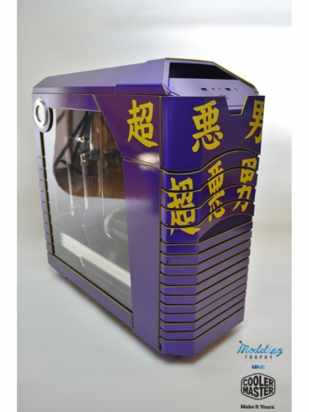 Cóż za hałaśliwy chłopiec- najnowszy mod Ronniego Hary IT i technologie, LIFESTYLE - Wraz z rozpoczęciem sezonu konkursów modderskich, pojawił się wysyp coraz to ciekawszych przeróbek wykonanych zarówno przez amatorów, jak i modderów, którzy zdążyli wyrobić już swoją markę. Kilka dni temu swoją pracę zaprezentował Ronnie Hara, Brazylijczyk mieszkający w Japonii.