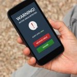 Zainfekowany telefon. Jak chronić smartfona przed wirusami?