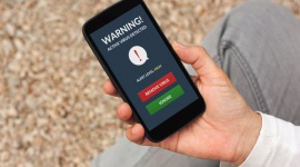 Zainfekowany telefon. Jak chronić smartfona przed wirusami?