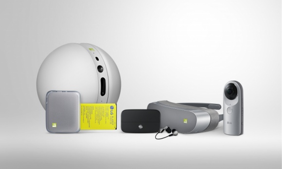 LG PRZEDSTAWIA NOWYCH PRZYJACIÓŁ IT i technologie, LIFESTYLE - Pierwszy na świecie modułowy smartfon LG G5 właśnie zawitał na polski rynek. Razem z nim LG wprowadza szereg akcesoriów i modułów, dzięki którym korzystanie ze smartfona nabiera całkiem nowych wymiarów.
