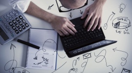 Porównywarka cenowa: pierwszy wybór polskiego e-klienta IT i technologie, LIFESTYLE - Z badań wynika, że z wyszukiwarek cenowych korzysta ok. 80% kupujących online. Nie tylko ze względu na pieniądze, ale także czas i nerwy. Jednak nawet 66% internautów co roku zmienia e-sklep z powodu słabej obsługi. Jak zatem wygrać w pojedynku cenowym?