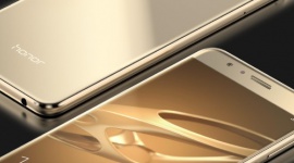 Honor 8 w przedsprzedaży z gwarancją VIP IT i technologie, LIFESTYLE - Designerski Honor 8 pojawił się w przedsprzedaży online w sklepach sieci Media Markt i Saturn. Dodatkowo smartfon został objęty wyjątkową gwarancją VIP, w ramach której klienci otrzymują bezpłatną wymianę wyświetlacza przez 3 miesiące, oraz serwis door – to – door.