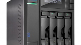 Asustor: jakie urządzenie powinno znaleźć się w każdym biurze? IT i technologie, LIFESTYLE - Każdemu prezesowi zależy, by znajdujące się w jego firmie sprzęty były niezawodne. Jednym z najważniejszych urządzeń jest to, na którym przechowuje się dane. Asustor zapewnia, że w tym wypadku dla małych i średnich firm dobrym rozwiązaniem będzie NAS AS6204T.