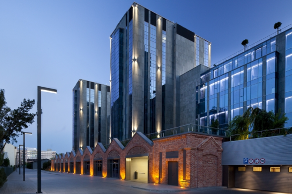 Certyfikat BREEAM In-Use dla Karolkowa Business Park IT i technologie, LIFESTYLE - Karolkowa Business Park – biurowiec klasy A zrealizowany na warszawskiej Woli przez Grupę ASBUD – otrzymał certyfikat BREEAM In-Use z oceną „Very Good”, potwierdzający wysoką jakość zastosowanych rozwiązań energooszczędnych i przyjaznych dla środowiska.