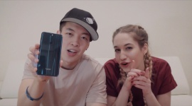 Dharni i K-Leah wybrali Honora 8 IT i technologie, LIFESTYLE - Znani z takich nagrań, jak „Po co ci kapusta” oraz „Disco Polo beatbox”, genialny beatboxer Dharni i wokalistka K-Leah od teraz grają z Honorem! Dzięki unikalnemu stylowi śpiewająco wpisują się w naszą definicję odwagi! #honor8 #forthebrave.