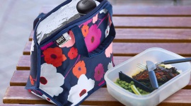 Neopren – materiał posiadający praktycznie same zalety, znacie go ? IT i technologie, LIFESTYLE - Postęp technologiczny nie omija żadnej gałęzi, również w kwestii materiałowej od pewnego czasu dzieje się dosyć sporo. Neopren – kauczukowy, niezwykle wytrzymały materiał jest znany już od pewnego czasu, ale dotąd wykorzystywany był jedynie w zastosowaniach profesjonalnych.