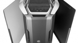 Kosmiczna obudowa od Cooler Mastera IT i technologie, LIFESTYLE - Tym razem popularny producent stworzył obudowę typu Full Tower, dla najbardziej wymagających użytkowników. Produkt skierowany jest dla tych, którzy przy składaniu komputera lubią mieć pełną swobodę działania. Tę ma dać właśnie Cosmos C700P.