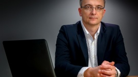 NASK SA: udane zamknięcie roku i plany rozwoju usług telekomunikacyjnych Telekomunikacja, BIZNES - NASK SA zakończył bardzo udanie swój pierwszy rok działalności, uzyskując przychody wyższe niż planowane. Zgodnie ze strategicznymi założeniami spółki 2018 rok przyniesie dalszy rozwój produktowy i infrastrukturalny.