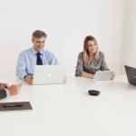 HRT Huddle Hub One – wideokonferencje w każdym miejscu