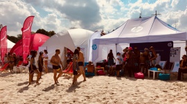 Słoneczna Stacja 4FUN.TV – HP zaprasza na wakacyjny chillout nad polskim morzem IT i technologie, LIFESTYLE - Czas biegnie nieubłaganie – powoli zbliżamy się do półmetka wakacji. W Kołobrzegu, Świnoujściu i Międzyzdrojach na plażowiczów wciąż czeka jednak mnóstwo atrakcji, o które zadbała stacja 4FUN. TV oraz firma HP.