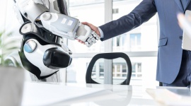 Robot-asystent. Poznaj go na konferencji IT i technologie, LIFESTYLE - Wyobraź sobie biuro, w którym każdy pracownik ma asystenta, czyli pomocnika wyręczającego go w wypełnianiu dokumentów lub w kopiowaniu danych. Pracującego szybciej i efektywniej od człowieka, bo jest… algorytmem. Jak go zatrudnić?