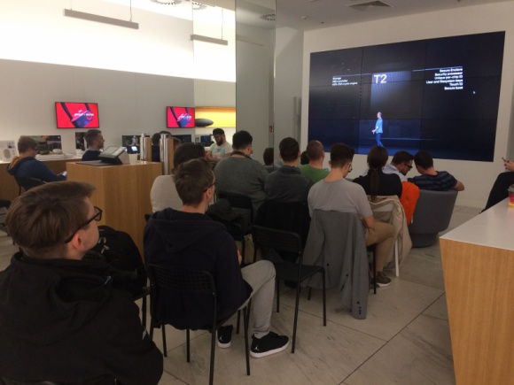 iSpot i iMagazine o nowościach z Cupertino IT i technologie, LIFESTYLE - 30 października 2018 r. to data, która zapisze się w pamięci fanom marki Apple jako dzień premiery nowego MacBooka Air, Maca Mini oraz iPada Pro. Przebieg konferencji w Nowym Jorku śledziły miliony ludzi na całym świecie.