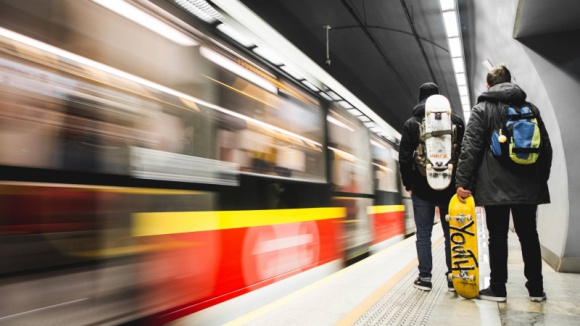 Dominacja Orange – Internet mobilny w Polsce (wrzesień 2018) Telekomunikacja, BIZNES - Portal RFBenchmark.pl opublikował wrześniowy ranking operatorów komórkowych w Polsce. Orange zdominowało wszystkie trzy badane kategorię. Najsłabsze wyniki osiągnął Plus oraz Play.