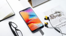 Premiera Doogee BL5500 Lite Telekomunikacja, BIZNES - Doogee BL5500 Lite jest urządzeniem przeznaczonym dla osób, dla których priorytetem jest długi czas pracy baterii. Urządzenie z akumulatorem o pojemności 5500 mAh zapewnia trzydzieści pięć godzin rozmów lub siedemset godzin czuwania.