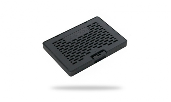 Przekształć SSD M.2 w dysk 2,5" z Icy Dock MB703M2P-B IT i technologie, LIFESTYLE - Icy Dock EZConvert MB703M2P-B to kompletne rozwiązanie do konwersji dowolnego dysku M.2 SATA SSD do dokładnych wymiarów i lokalizacji portów, jakie posiada standardowy, 2,5-calowy dysk HDD lub SSD o wysokości 9,5 mm.