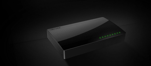 Tenda SG108 - switch dla domu i dla biura IT i technologie, LIFESTYLE - SG108 to 8-portowy przełącznik typu desktop przeznaczony zarówno do użytku domowego, jak i w biurach. Osiem portów o przepustowości 10/100/1000 Mbps, każdy z funkcją autonegocjacji, umożliwia łatwe i sprawne utworzenie lub rozbudowę sieci przewodowej LAN o dużej przepustowości.