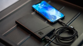 Green Cell PowerPlay10 - to co najlepsze w power banku IT i technologie, LIFESTYLE - Green Cell na fali popularności swojego flagowego power banka PRIME stworzył jego nową, jeszcze lepszą wersję również zaprojektowaną w Polsce - GC PowerPlay10.