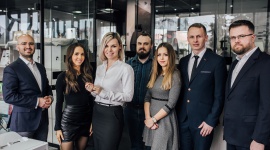 Przedsiębiorcy z Krakowa i okolic z darmowym internetem do końca roku Telekomunikacja, BIZNES - Dostęp do internetu bez żadnych opłat aż do grudnia 2020 roku – taką ofertę dla firm i przedsiębiorstw przygotowała wchodząca na rynek firma ITH. Rozwiązanie jest lokalnym odpowiednikiem tarczy antykryzysowej. Na razie obowiązywać będzie jedynie na terenie Krakowa oraz okolic.