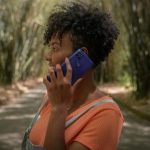 Jak wycisnąć z baterii smartfonu jak najwięcej? Motorola podpowiada